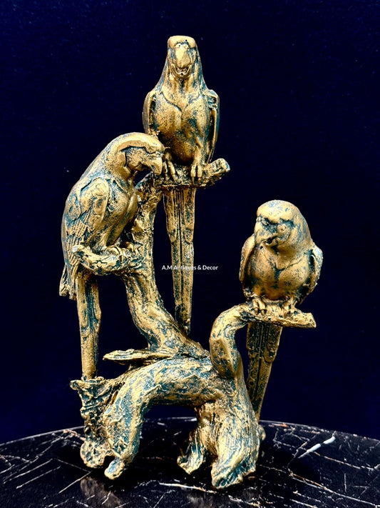 Parrots Sculpture