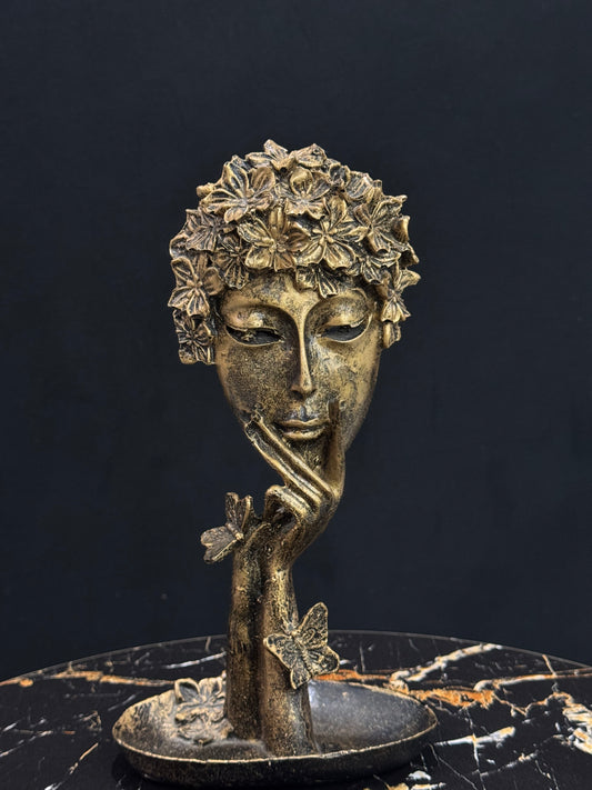 Face Thinker Statue